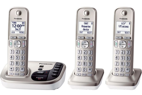 Panasonic KX-TGD223N dect 6.0 3-Handset Landline Telephone