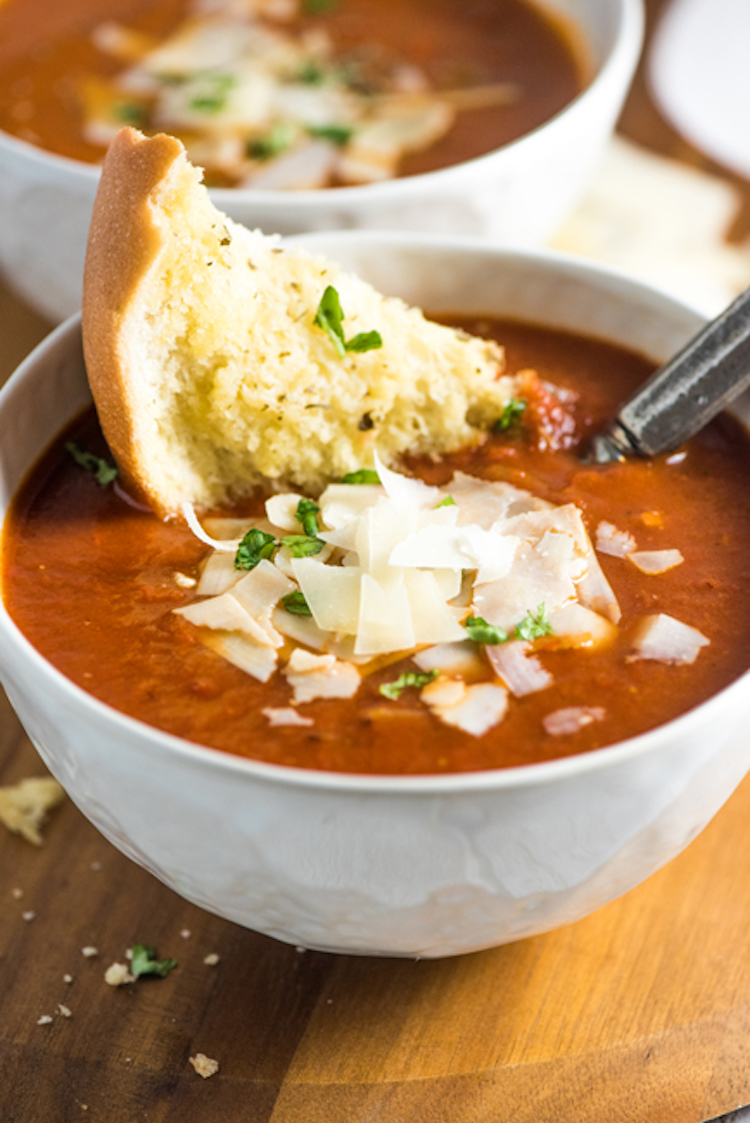 A hearty bowl of classic tomato soup that you can make in under 30 minutes. Ideahacks.com