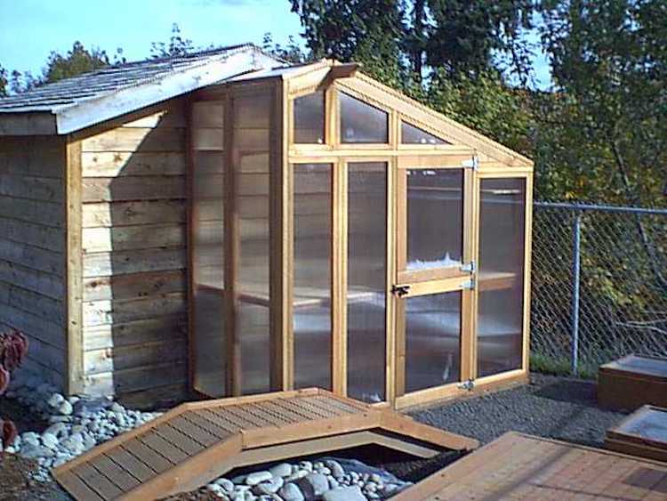 21 Cheap &amp; Easy DIY Greenhouse Designs You Can Build Yourself