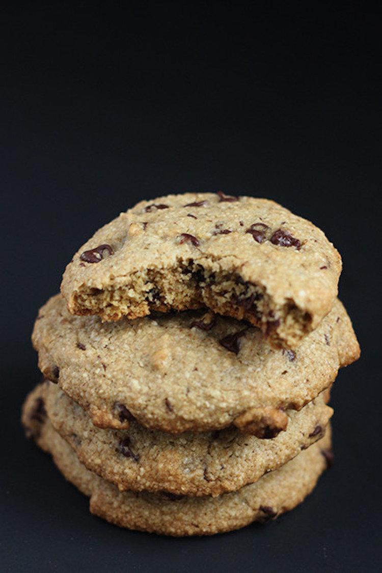 chocolate chip oatmeal cookies