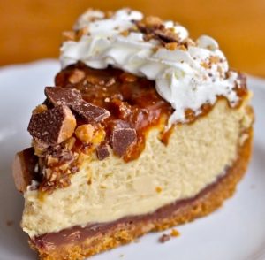 Caramel Toffee Crunch Cheesecake