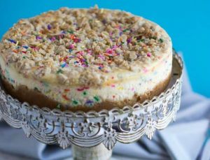 sugar cookie cheesecake