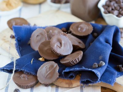 Homemade Peanut Butter Cup Candies - Make your own peanut butter cups with this homemade candy recipe. | Ideahacks.com