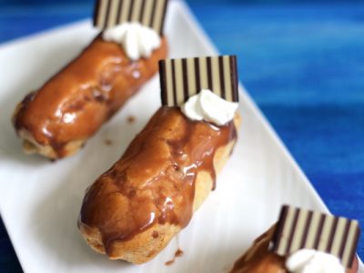 Coffee Eclairs - The best cross between a cream-filled donut and a pastry recipe. | Ideahacks.com