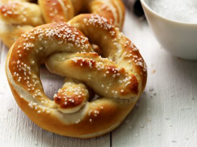Homemade Soft Pretzels - Quick and easy soft pretzel recipe that you can make at home. | Ideahacks.com