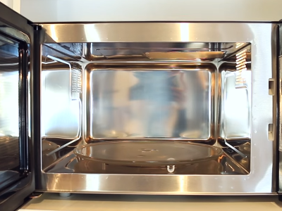 shinny countertop microwave